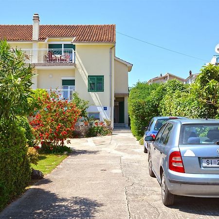 Apartments & Rooms Milena Vodice Exterior photo