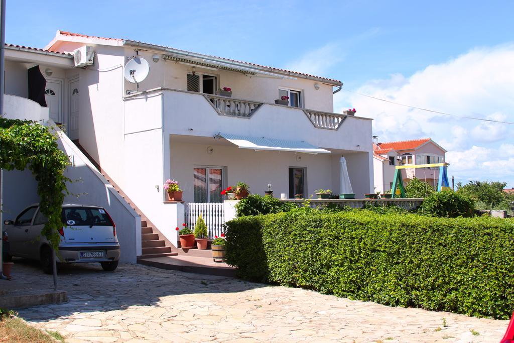 Apartments & Rooms Milena Vodice Exterior photo