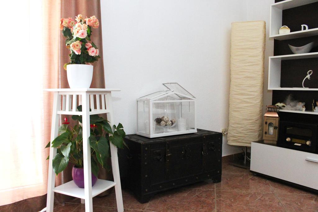 Apartments & Rooms Milena Vodice Exterior photo